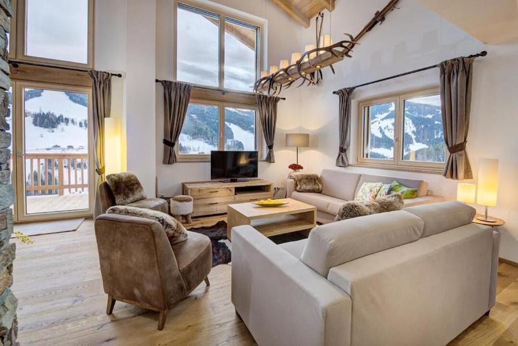 Chalet Ausblicklodge มึลบาค อัม โฮคเคอนิก ภายนอก รูปภาพ